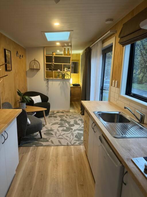 Alpine Tiny Apartment Queenstown Exterior foto